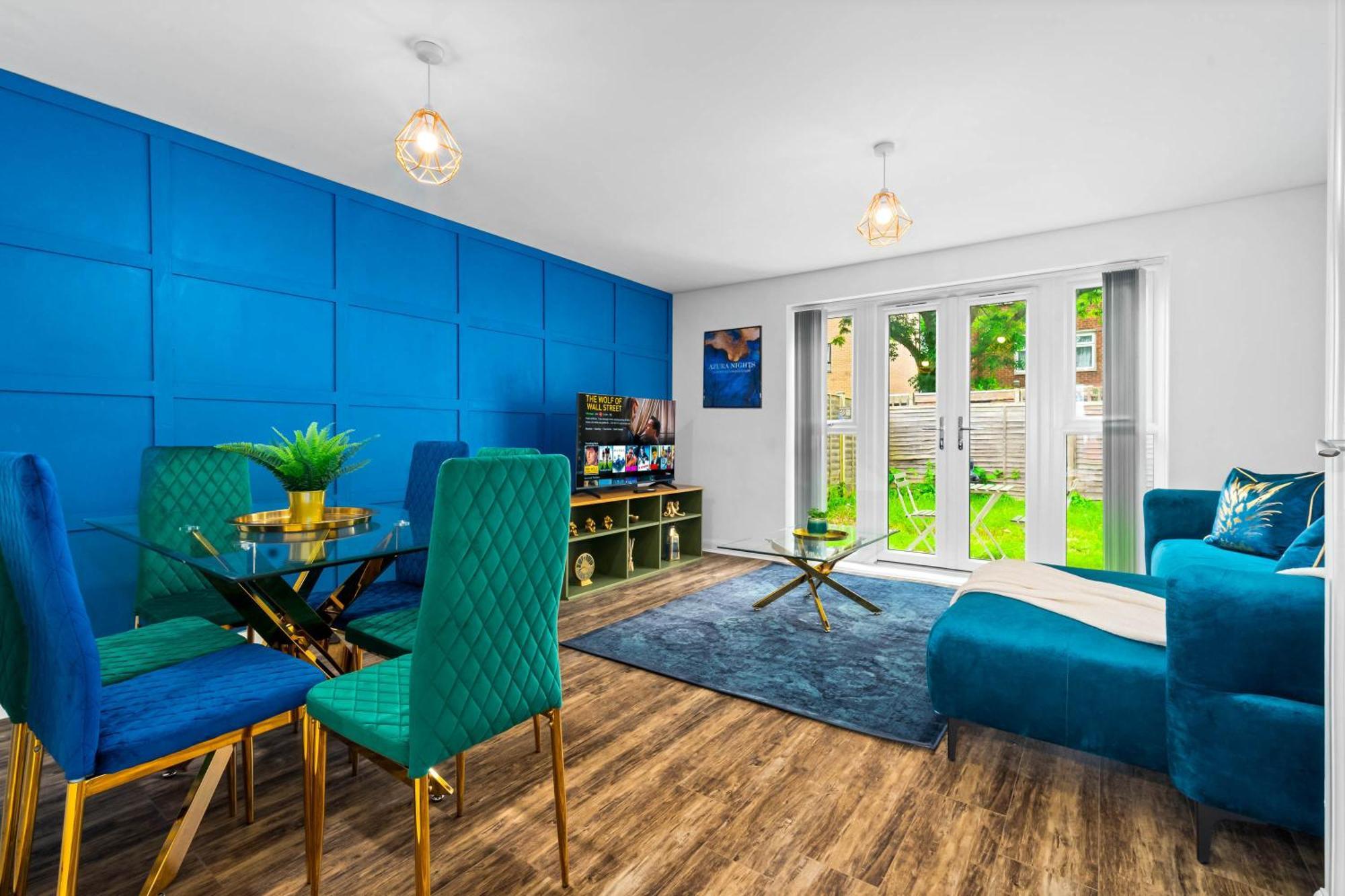 Lavish 3 Bedroom House With Ensuite And Parking By Azura Nights Birmingham Zewnętrze zdjęcie